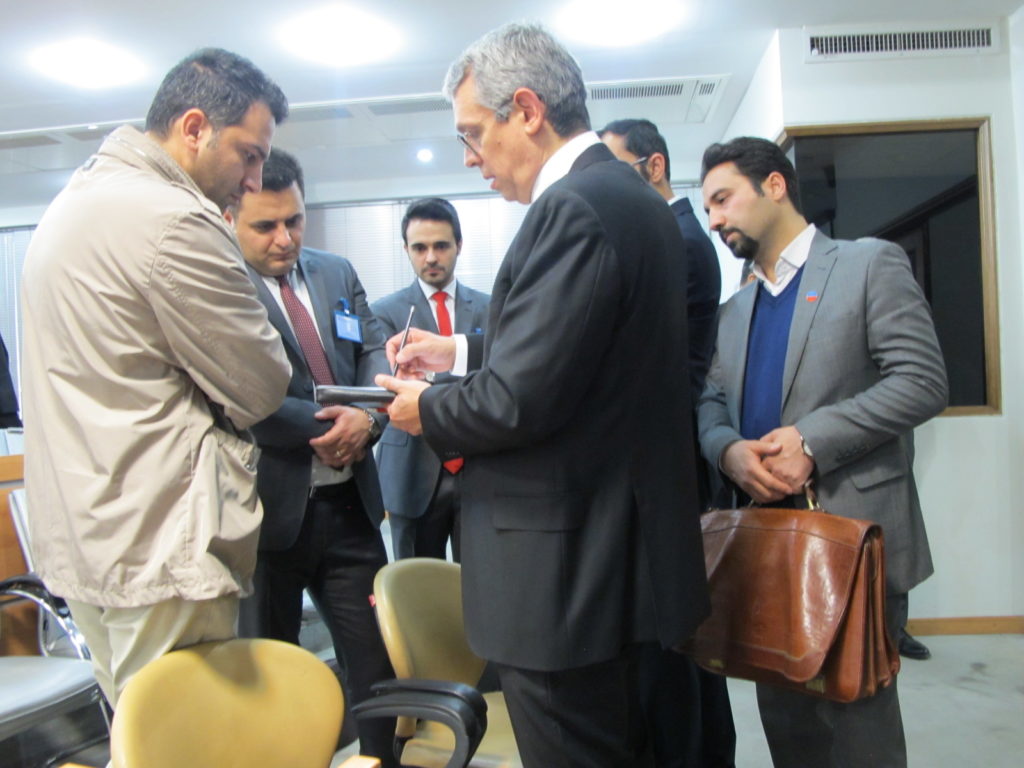 پرسش و پاسخ سمینار مرکز کنترل ایران پرسش و پاسخ سمینار مرکز کنترل ایران